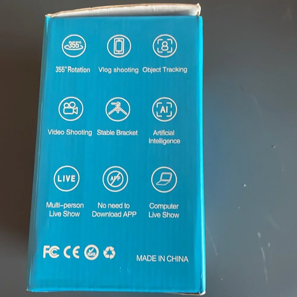 Photo tracking phone holder